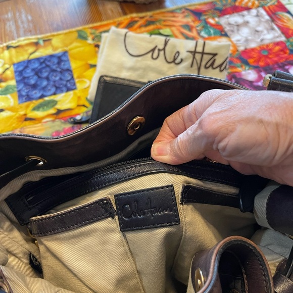 Previously loved Cole Haan drawstring bucket bag + wallet combo - Picture 5 of 14